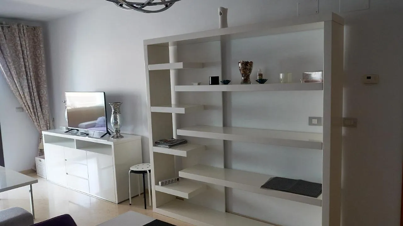 Roy Boston - Luxury Apartment ماربيا